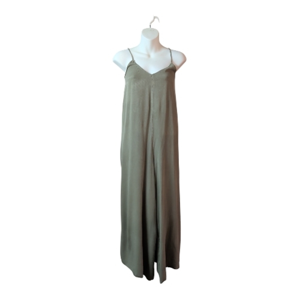 Sleeveless Olive Wide-Leg V-Neck Jumpsuit - Picture 2 of 8